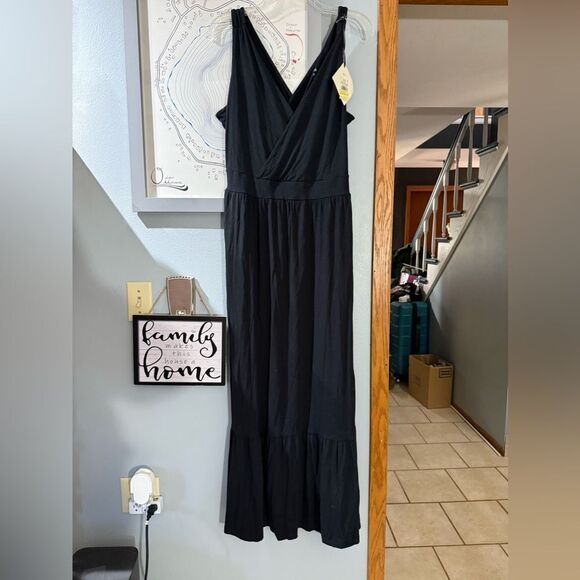 Ava&Viv Women's Sleeveless V-Neck Stretch Maxi Dress Black NWT Size 1X or 4X - Picture 3 of 12